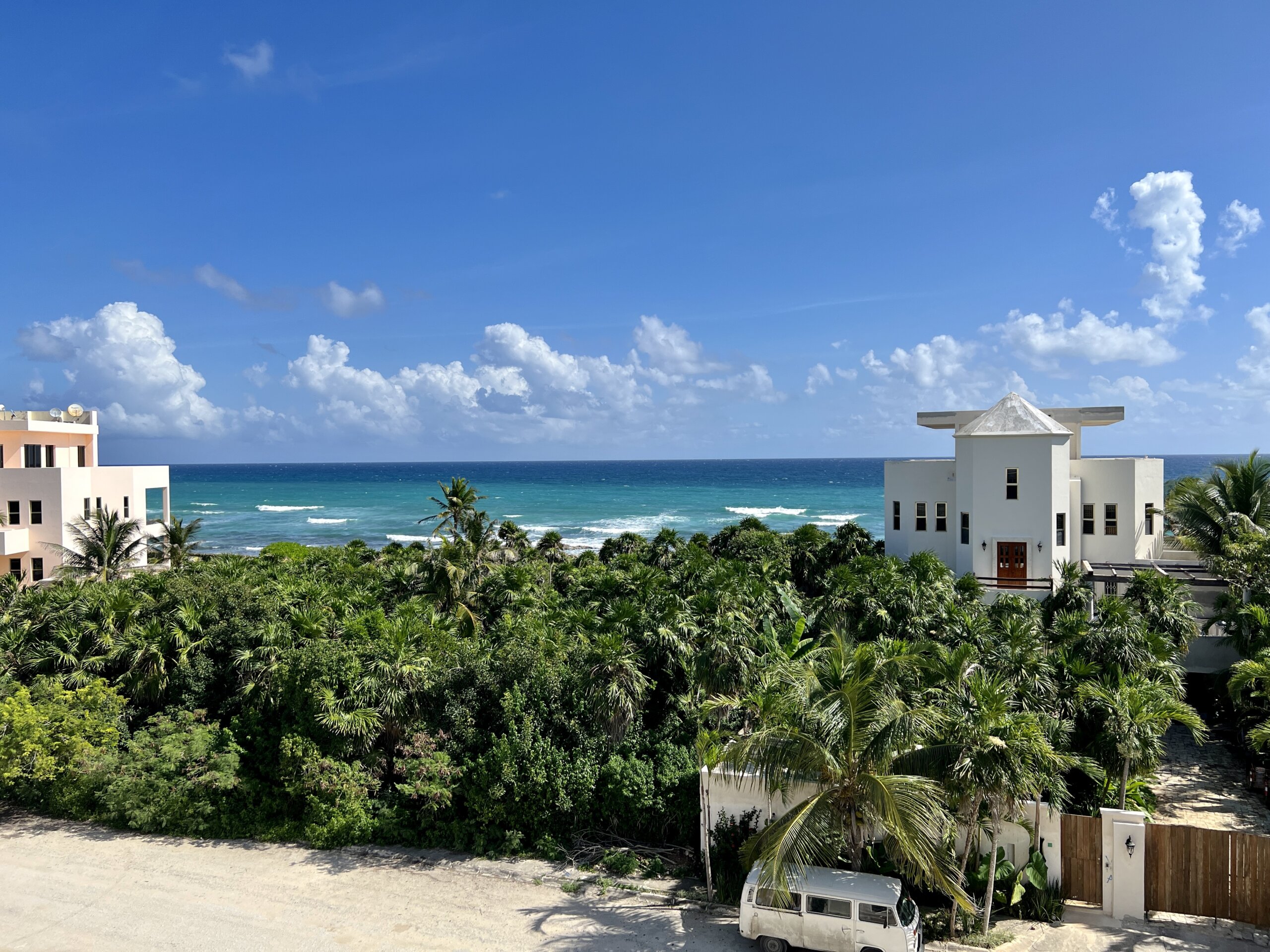 Top Floor Oceanview 2 Bedroom Steps to The Beach near Tulum