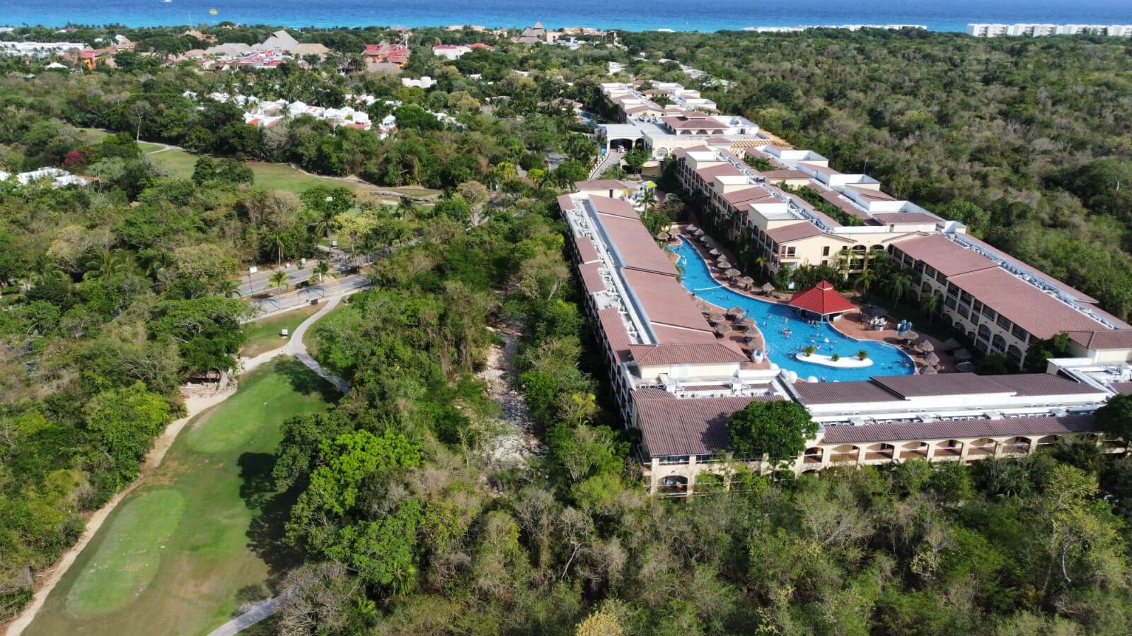 1 Bed in Sought After Gated Golf Community- Playa del Carmen